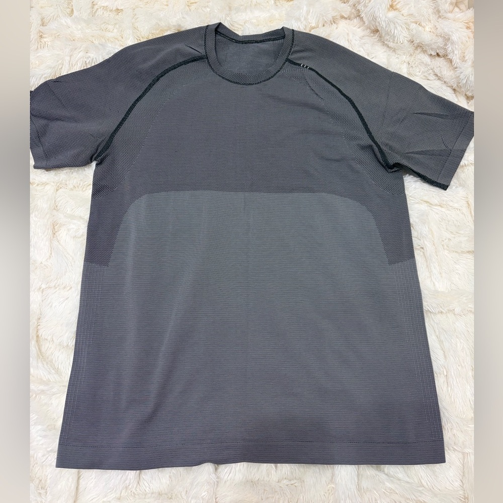 Lululemon Men's Performance Short Sleeve Crew - Charcoal Gray
